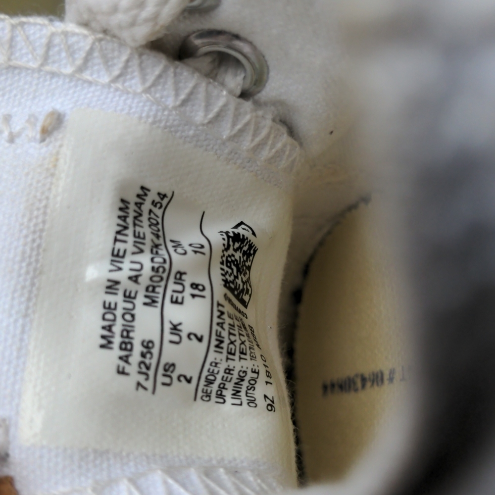 Infant Custom Converse - Picture 13 of 13